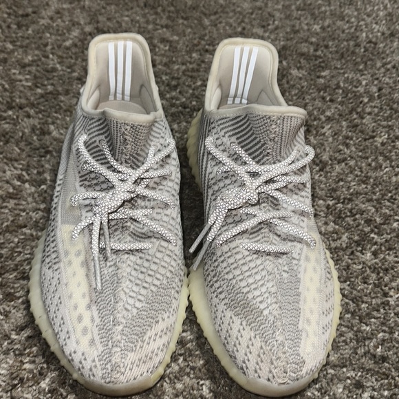 Reflective Yeezy - Picture 2 of 3